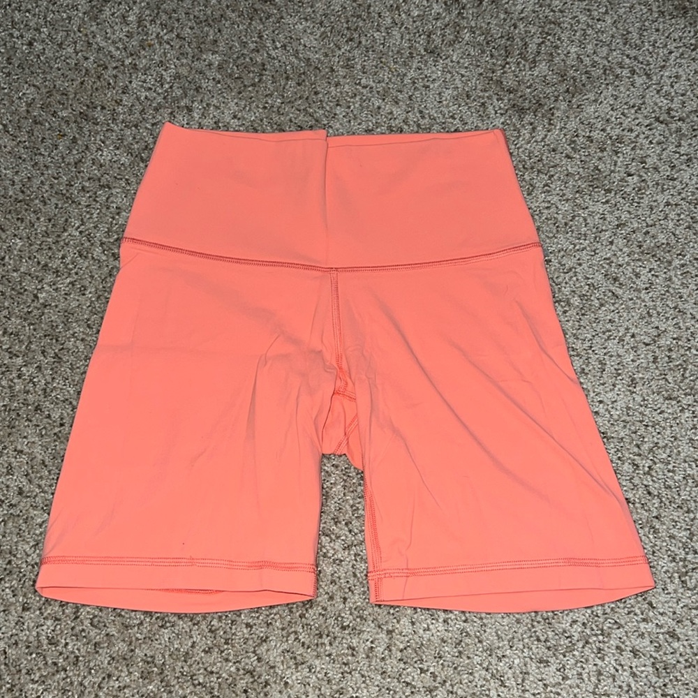 TnaLIFE Cheeky High-Rise 5” Short